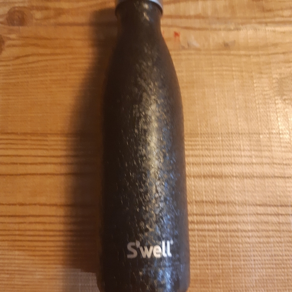 Swell bottle - Picture 1 of 3